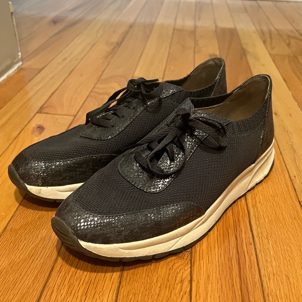 Naturalizer Dark Gray Sneakers